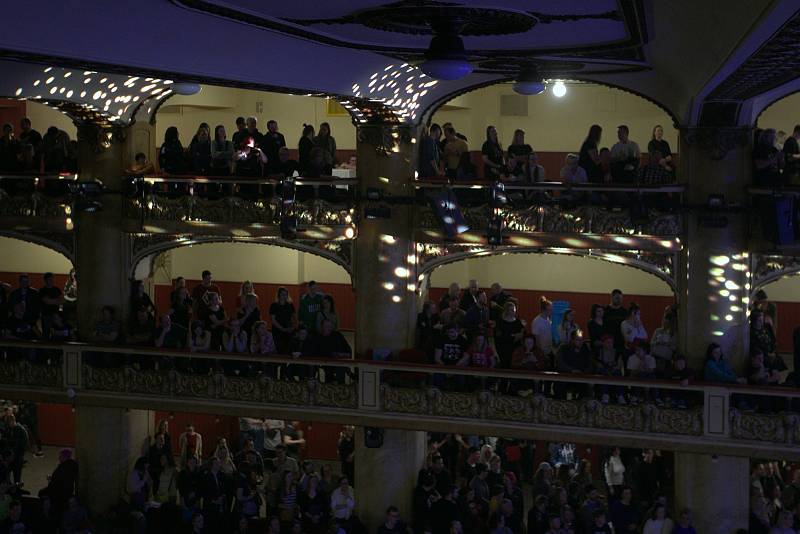 Koncert pro Ukrajinu v pražské Lucerně.