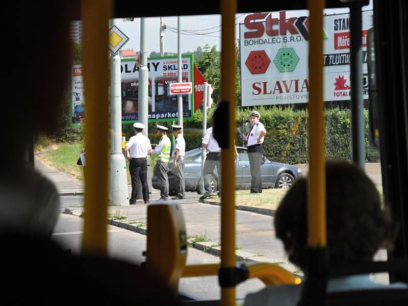 Pražská policie uspořádala ve středu 18. června 2014 již 15. ročník soutěže dopravních policistů v řízení křižovatek „O nejlepšího regulovčíka Krajského ředitelství policie hlavního města Prahy“.