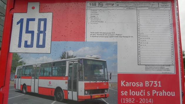 V pátek se lidé mohli naposledy svézt na lince 158 v úseku Českomoravská - Prosek - Letňany rozloučit s autobusy Karosa typu B731.