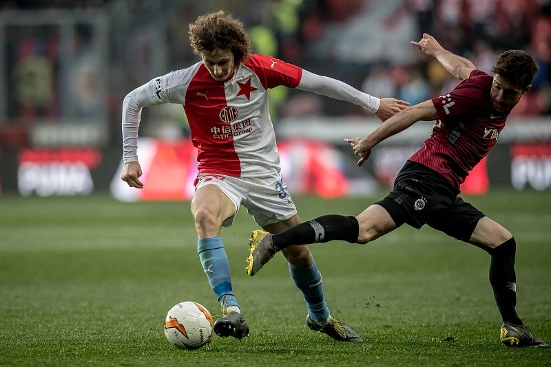 Zápas 28. kola Fortuna ligy mezi Sparta Praha a Slavia Praha, hraný 14. dubna v Praze v Sinobo stadium. Alex Král ze Slavie