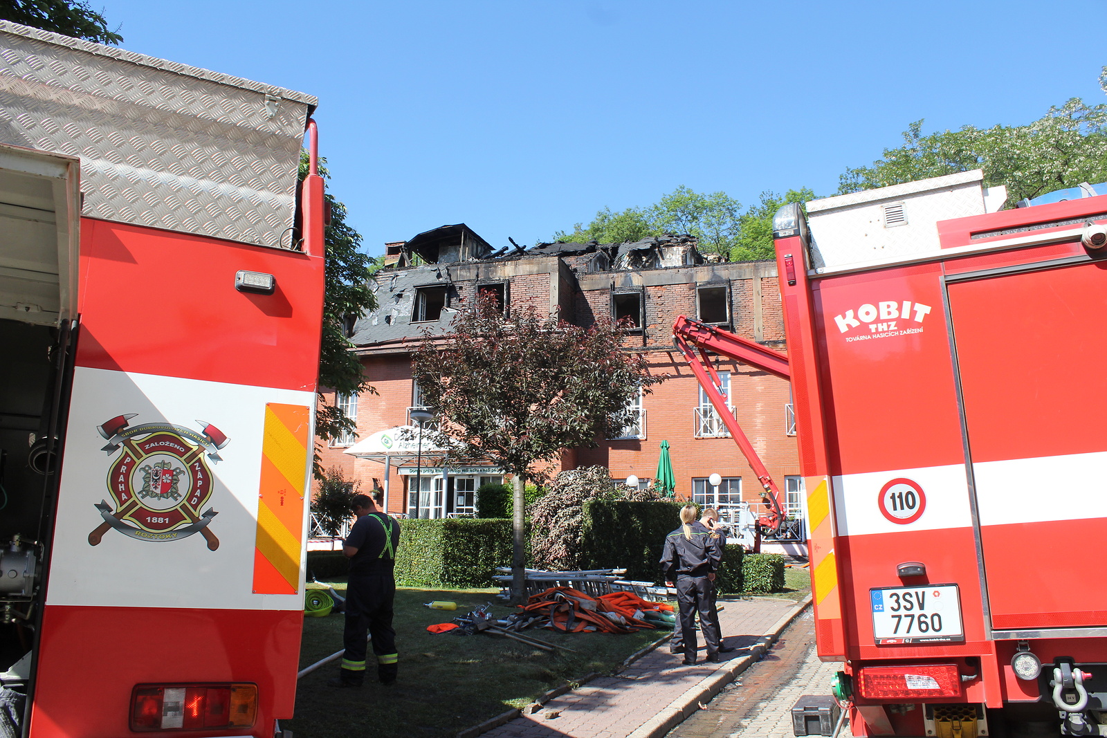 Dary i útočiště: Po požáru alzheimer centra se zvedla vlna solidarity -  Pražský deník