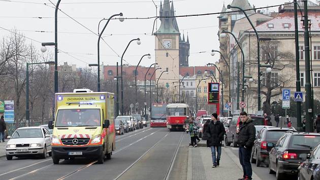 Smetanovo nábřeží v Praze