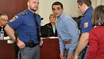 Z vraždy 81leté matky své bývalé přítelkyně se před Městským soudem v Praze zpovídal 37letý Bulhar Rosen Dimitrov Mitkov.