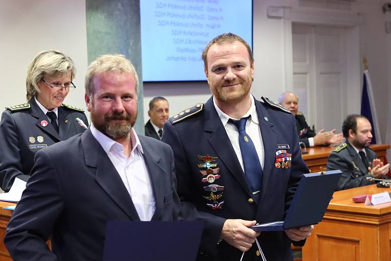Reprezentanti Středočeského kraje byli oceněni za úspěchy v požárním sportu.