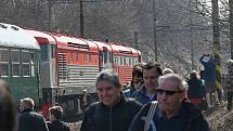 Slavnostní ukončení vlakové dopravy ve Střezimíři.