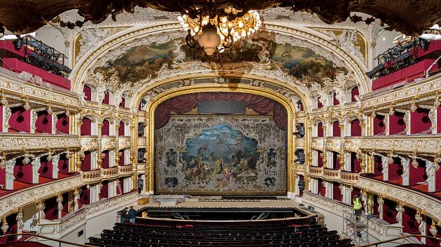 Státní opera: dominanta, jejíž příběh odráží politický vývoj v českých  zemích - Pardubický deník