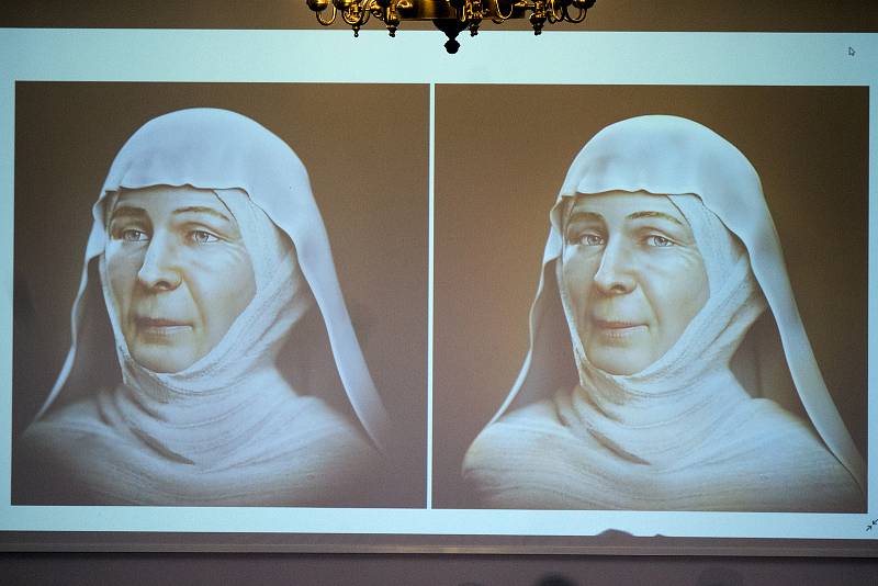 Z digitální projekce pravděpodobného portrétu sv. Ludmily v Arcibiskupském paláci v Praze.