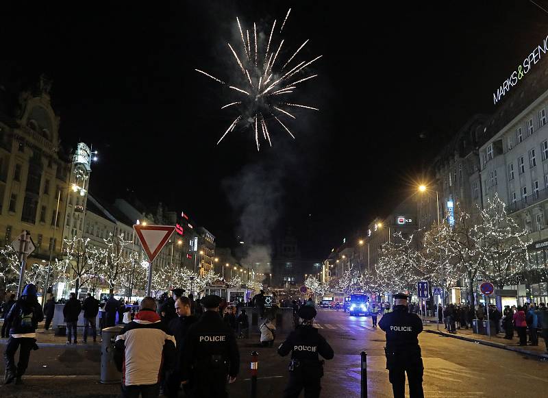Oslavy Silvestra na Václavském náměstí.
