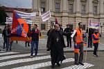 Demonstrace proti agresi Ázerbájdžánu na území Arménie před budovou ministerstva zahraničí na Loretánském náměstí v Praze.