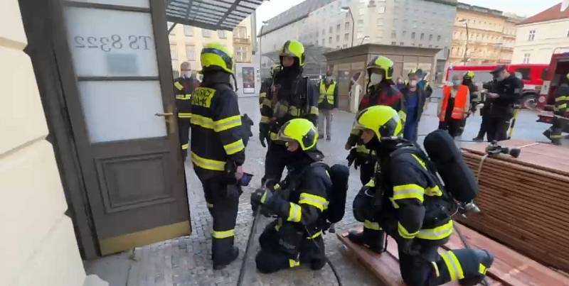 Požár trafostanice na Masarykově nádraží.