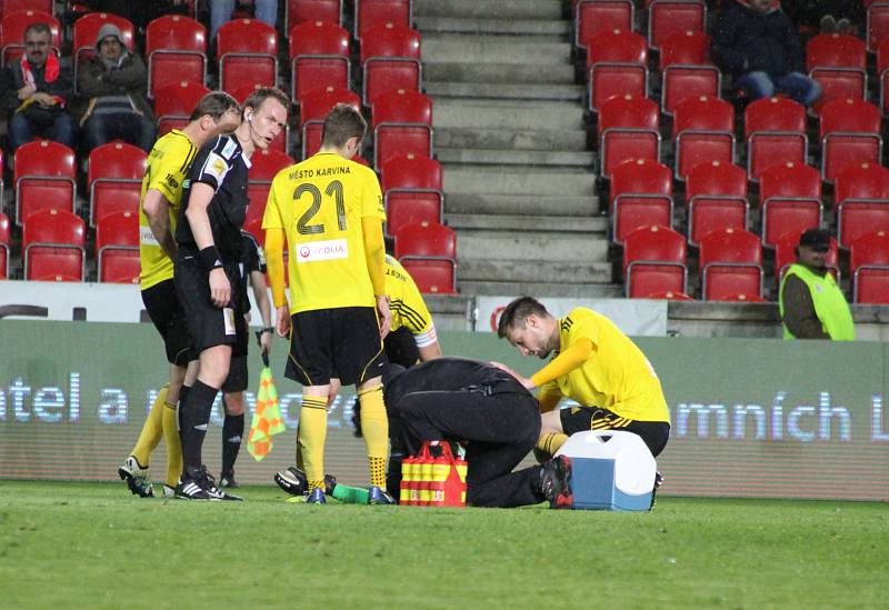 Slávisté si doma ve čtvrtfinále poháru poradili s Karvinou 5:2. foto Michal Chadim