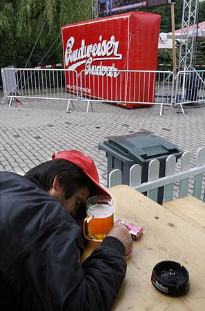 První Český pivní festival na holešovickém Výstavišti.