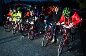Noční koloběžkování si užijí děti, pohodáři i závodníci