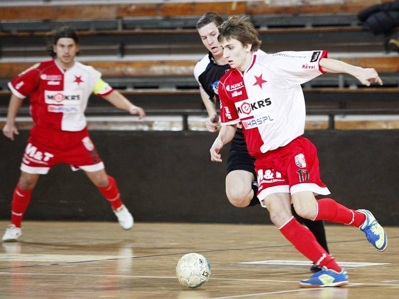 Futsalisté Slavie porazili Českou Lípu 8:2.