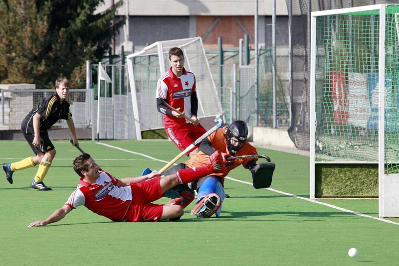 HOKEJISTÉ Slavie porazili Rakovník 4:2.