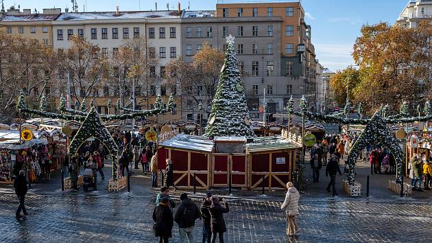 Vánoční trhy - Náměstí Míru