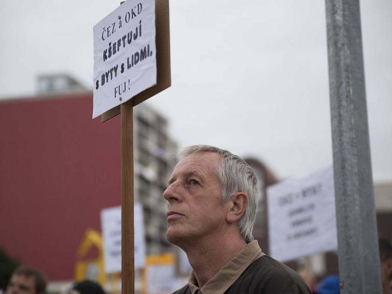 Demonstrace v Praze Písnici.