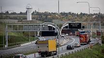 Tunel Lochkov na Pražském okruhu.