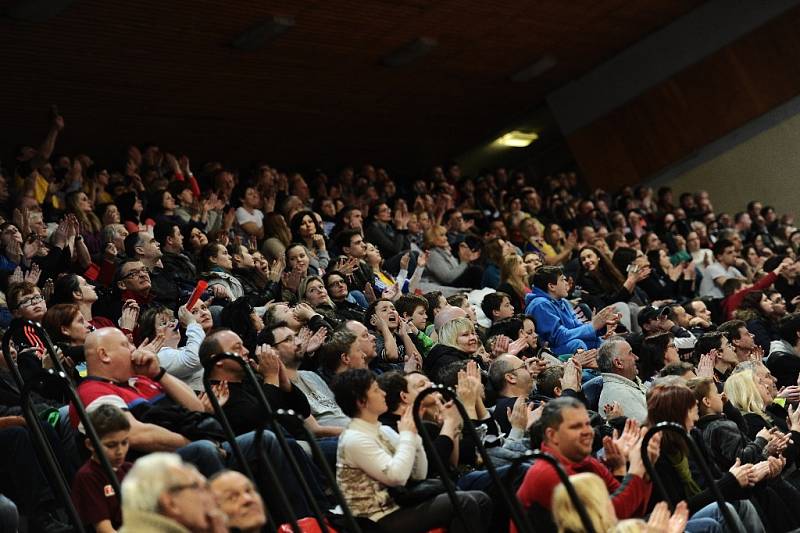 V EDENU vytvořili diváci báječnou sportovní kulisu.