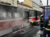 Požár tramvaje Na Zlíchově.