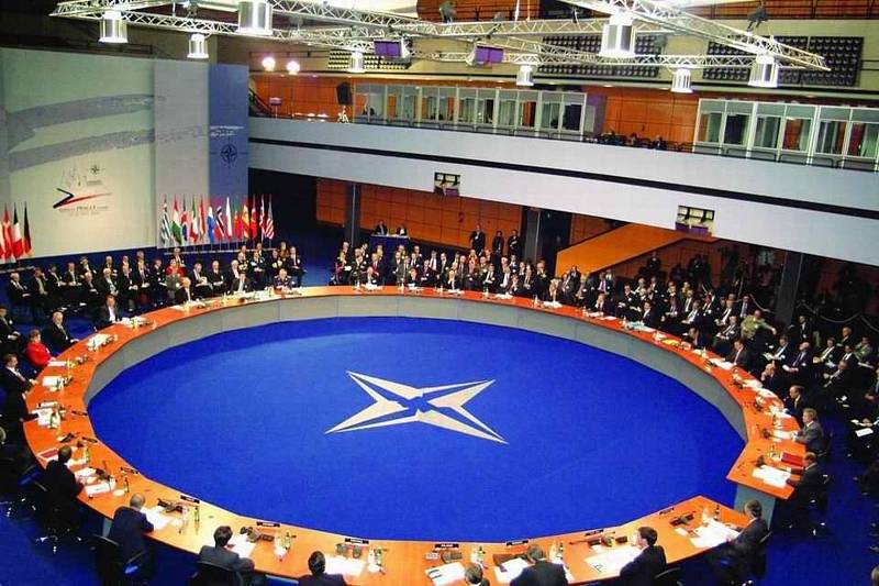 Pražský summit NATO v roce 2002 byl summit Severoatlantické aliance, který se konal v Pražském Kongresovém centru ve dnech 21. –22. listopadu 2002.