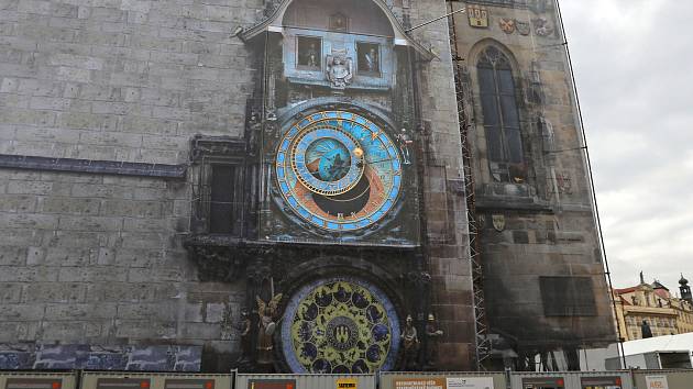 Orloj na Staroměstské radnici opět v chodu - ve virtuální podobě.