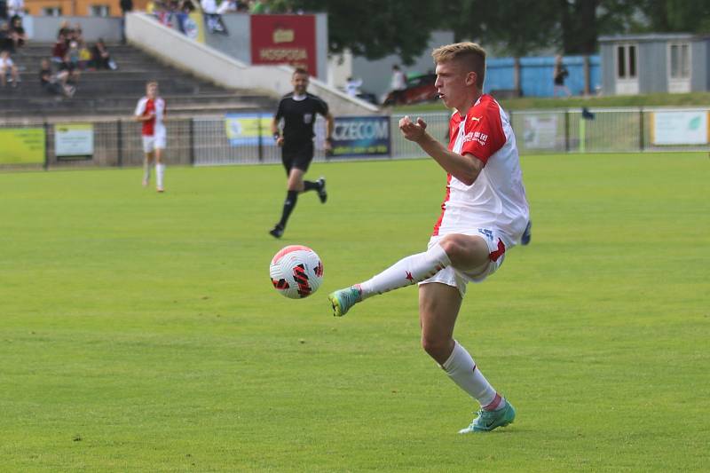 Rezerva Slavie vyhrála předehrávku 30. kola na hřišti rakovnického SK 2:0.