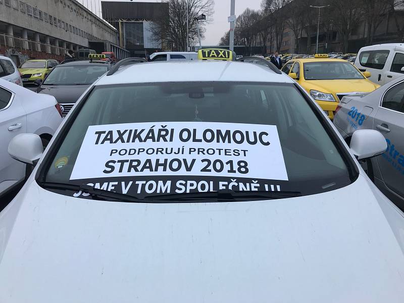 Protest taxikářů v Praze 8. února