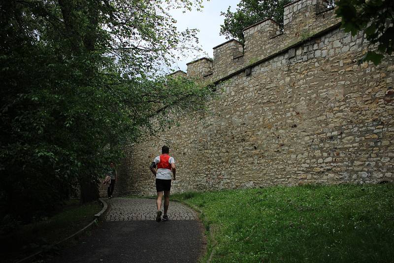 Hladová věž se původně nazývala Zubatou. Vše změnil až hladomor v roce 1361.