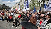 Demonstrace v Praze v sobotu 21.dubna na Václavském náměstí. 