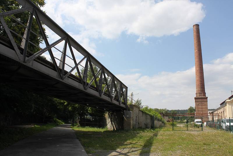 Od metra Nádraží Holešovice vede na Výstaviště a do Stromovky nová zkratka.