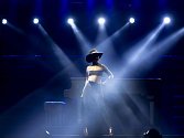 Zpěvačka Alicia Keys vystoupila 12. června v pražské O2 Areně. 