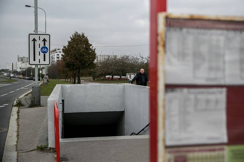 Prostranství na pražské Libuši, kde by podle územního rozhodnutí měla vyrůst stanice metra na lince D.