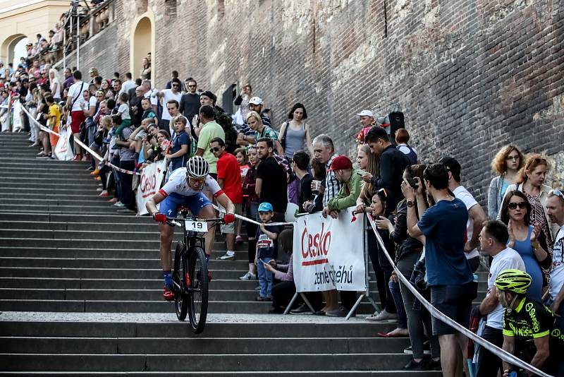 Tradiční cyklistický závod Pražské schody proběhl 17. května na pražské Malé Straně.