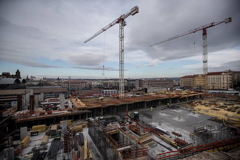 Poklepání na základní kámen projektu Churchill square u Hlavního nádraží proběhlo 12. února v Praze.