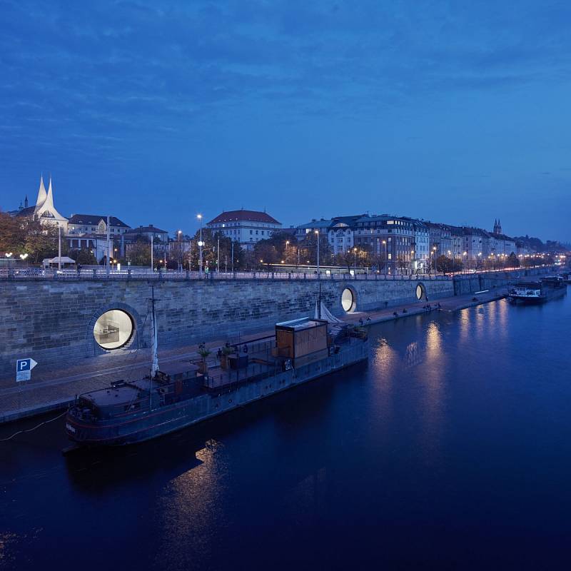 V Praze se otevřely veřejnosti opravené kobky na náplavkách.