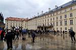Lidé dorazili na Pražský hrad kvůli inauguraci prezidenta Petra Pavla.