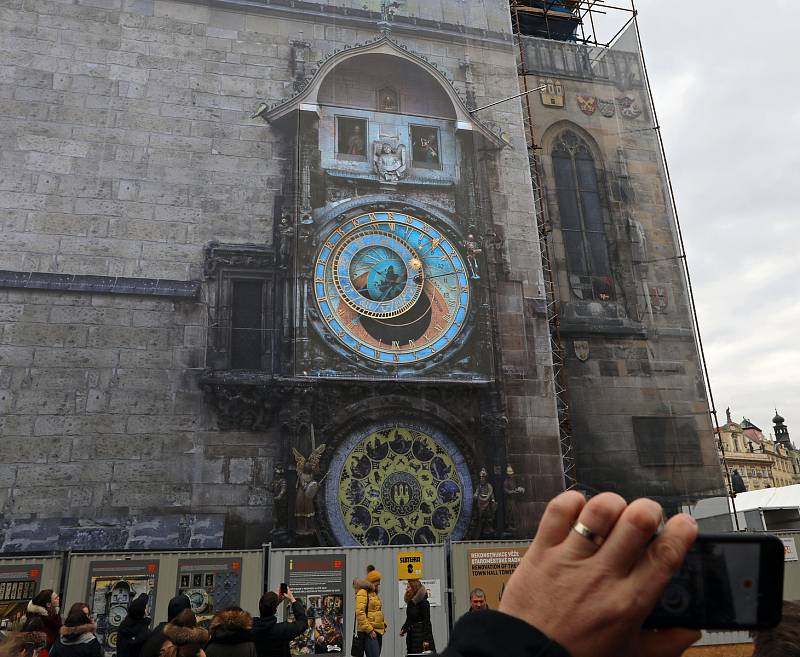 Orloj na Staroměstské radnici opět v chodu - ve virtuální podobě.