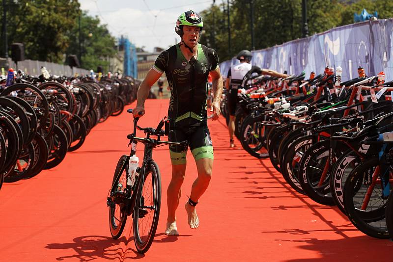 Třetí ročník triatlonového závodu Challenge Prague.