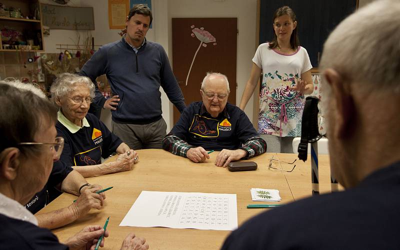 V rámci Dnů Prahy 10 se konal již 13. ročník Sportovních her seniorů v Domově pro seniory Malešice. Her se zúčastnilo osm Domovů a soutěžilo se ve čtyřech disciplínách - Šipky, Kuželky, Kimova hra  a Týmová práce.