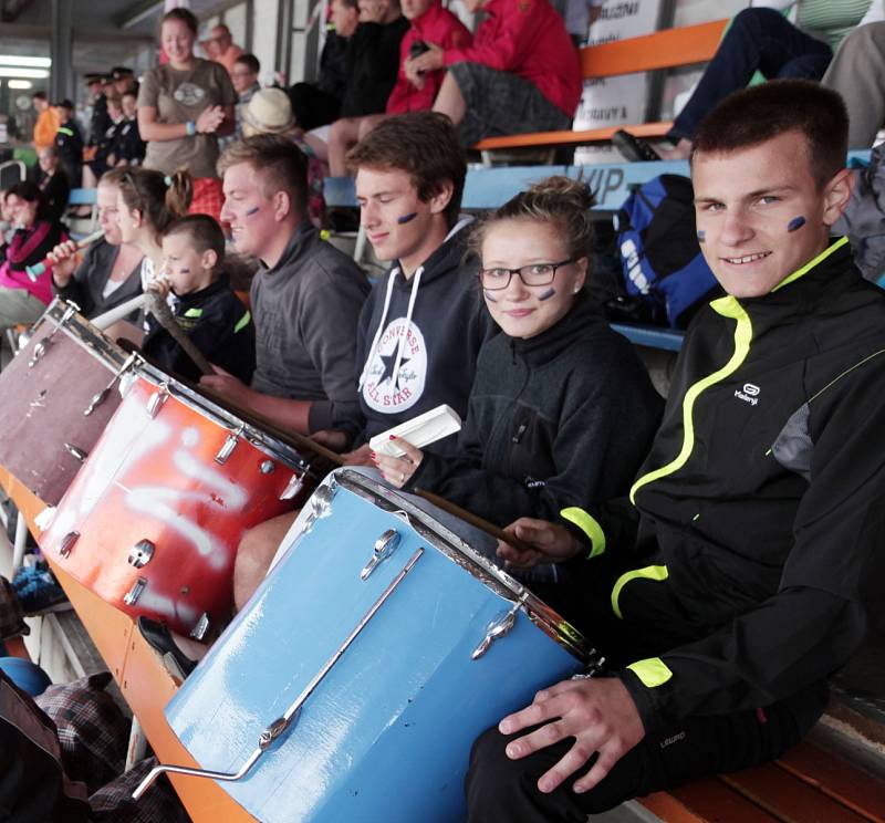 V Praze na atletickém stadionu ve Vršovicích odstartoval 43. ročník Mistrovství ČR v hasičských hrách Plamen.