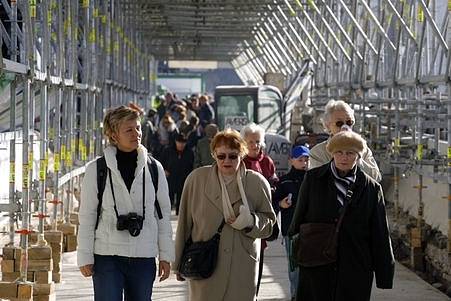 V sobotu 18. října se konal den otevřených dveří na rekonstruovaném Karlově mostě.