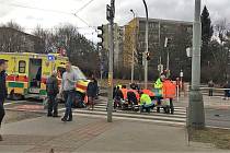 Při dopravní nehodě ve Švehlově ulici zemřeli dva lidé