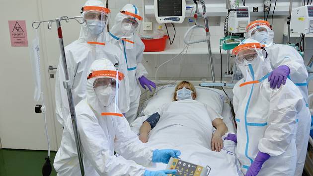 Fakultní nemocnice v Motole se stará o pacienty nakažené infekcí COVID-19.