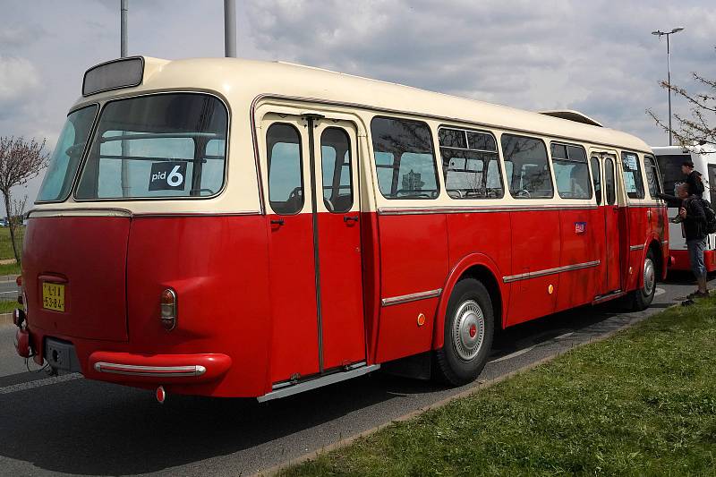 Autobusový den PID v Letňanech.