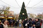 Náměstí Míru - vánoční trhy.