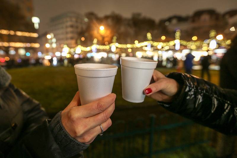 Náměstí Míru, Tylovo náměstí - poslední svařáky