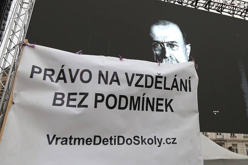 Dvaatřicáté výročí Sametové revoluce v Praze.