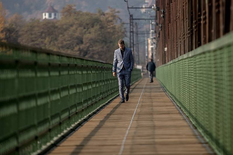 Slavnostní otevření lávky na Železničním mostě po rekonstrukci proběhlo 18. října v Praze.