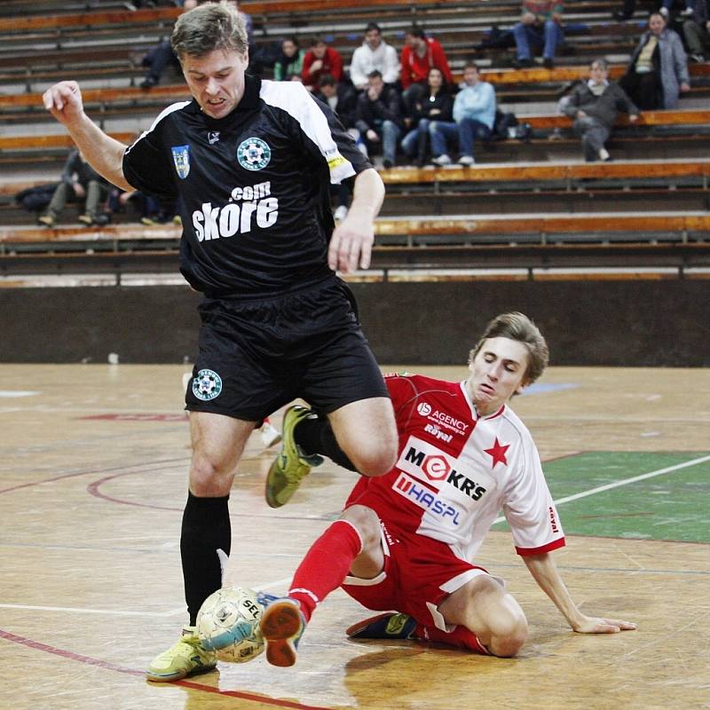 Futsalisté Slavie porazili Českou Lípu 8:2.